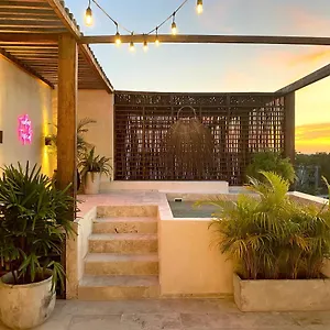 Apartment *Casa Tropical* Penthouse With Rooftop & Private Pool, Tulum